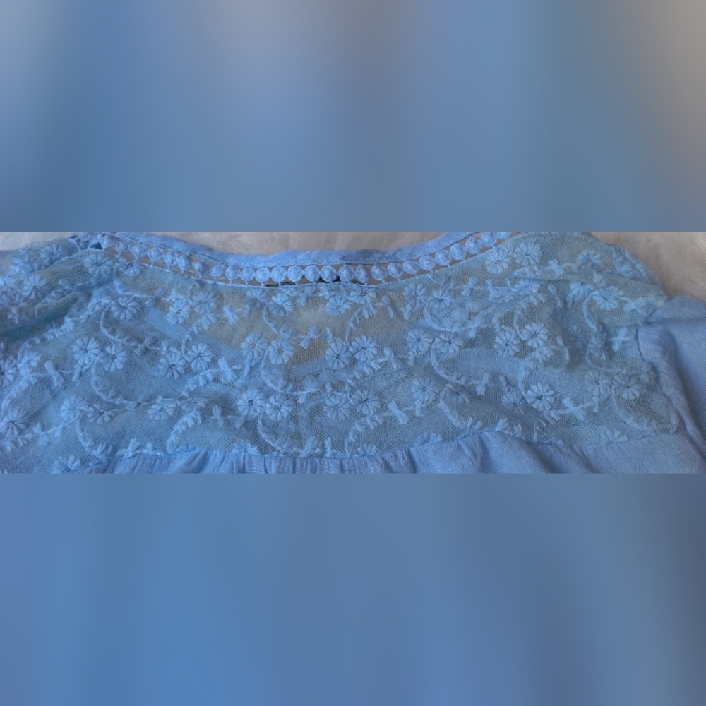ZAC & RACHEL Embroidered Blouse Size S - Picture 4 of 4